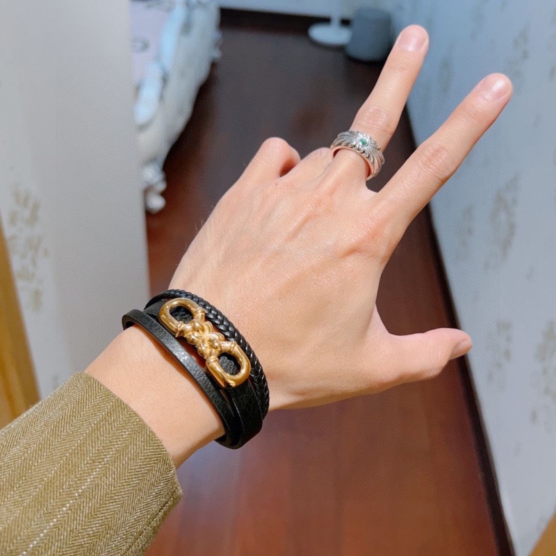 Gvc*1 bracelets